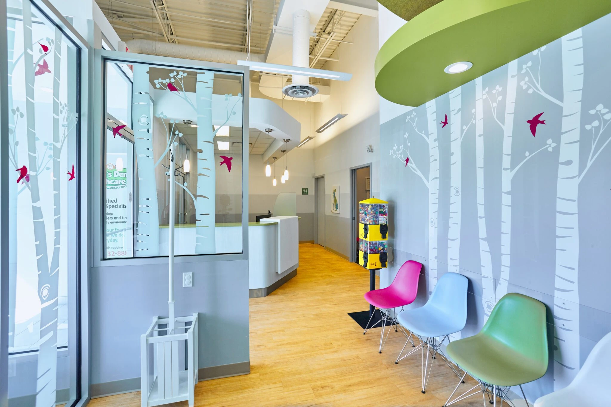 waiting-room_reception-area-from-waiting-room-2048x1365 waiting room_reception area from waiting room